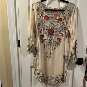 Johnny Was Embroidered Boho Tunic Dress in Cream with Red Floral Detail